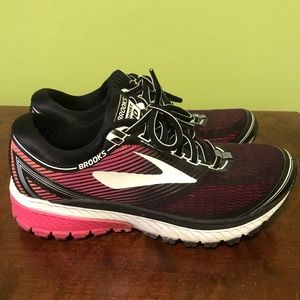 Brooks Ghost 10 Running Shoes Women’s 7.5